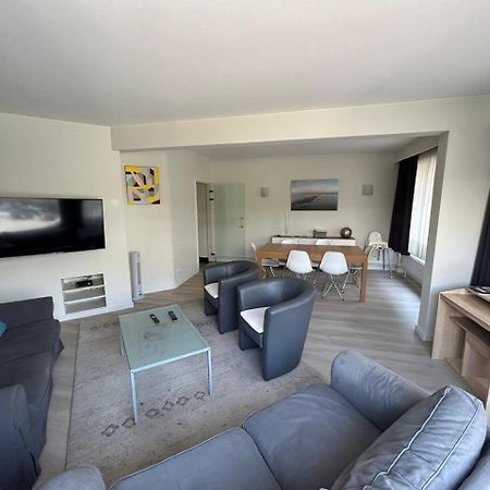 3 Bedroom Apartment Nearby The Sea Остенде Экстерьер фото
