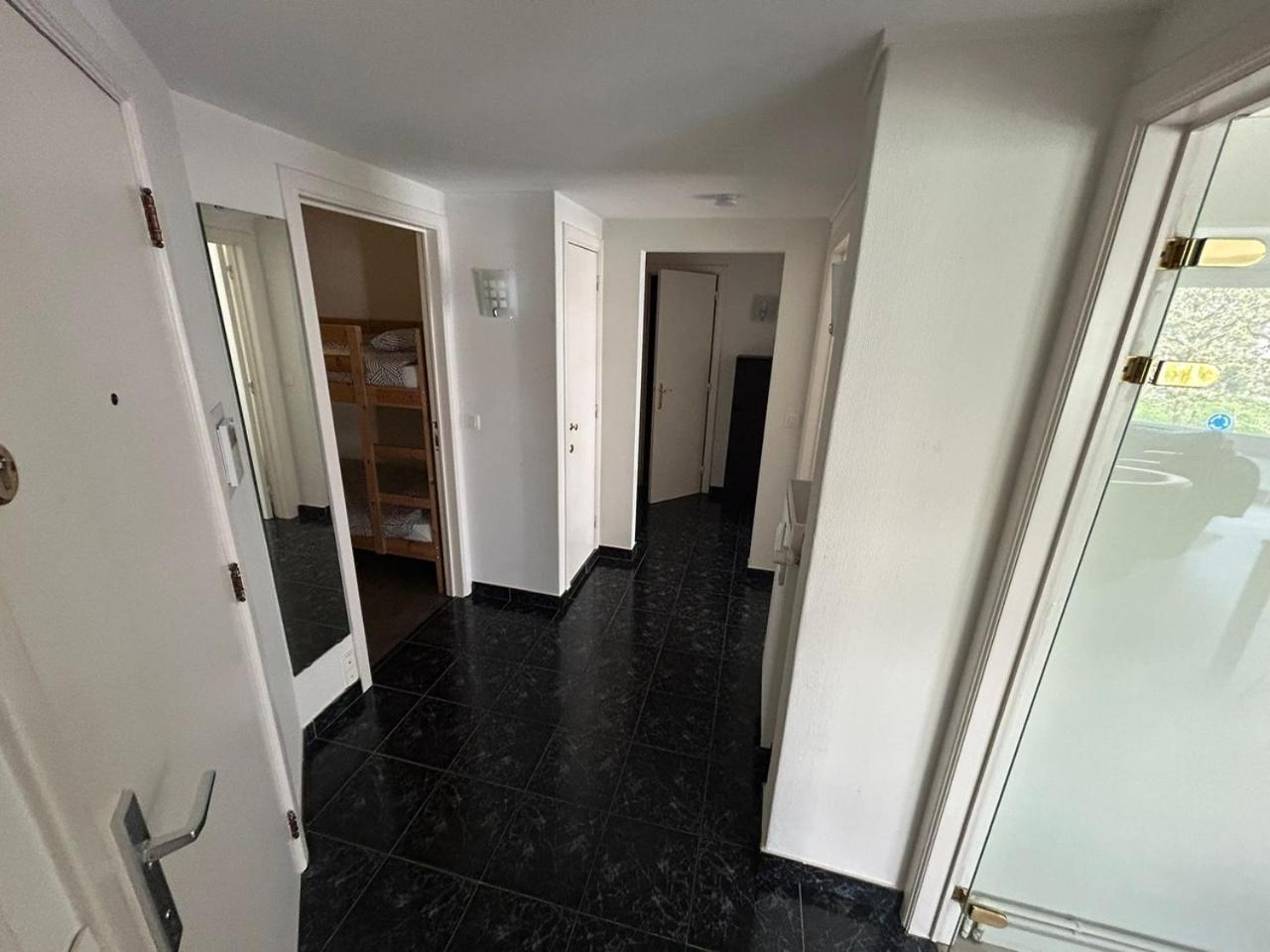 3 Bedroom Apartment Nearby The Sea Остенде Экстерьер фото